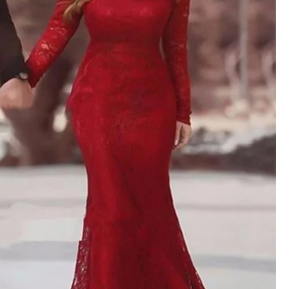 Dress - Picture 2 of 2